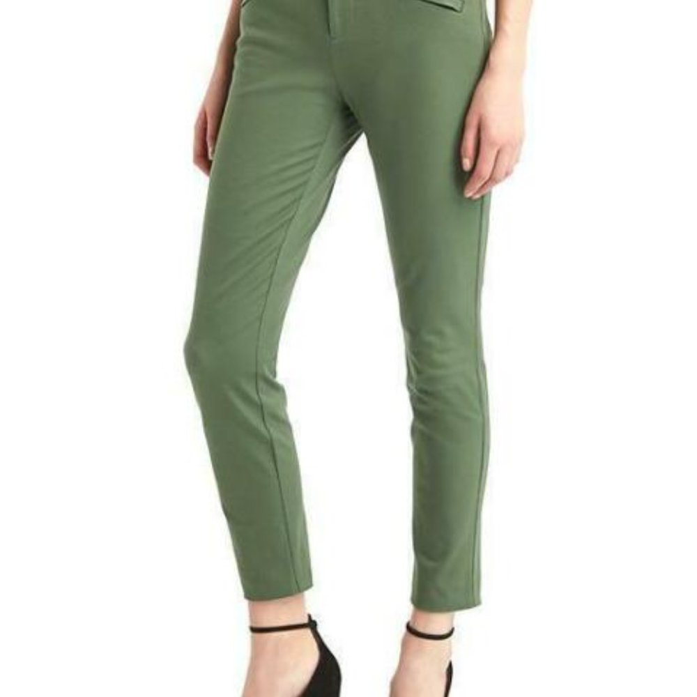 GAP Skinny Ankle Pants - New with tags!